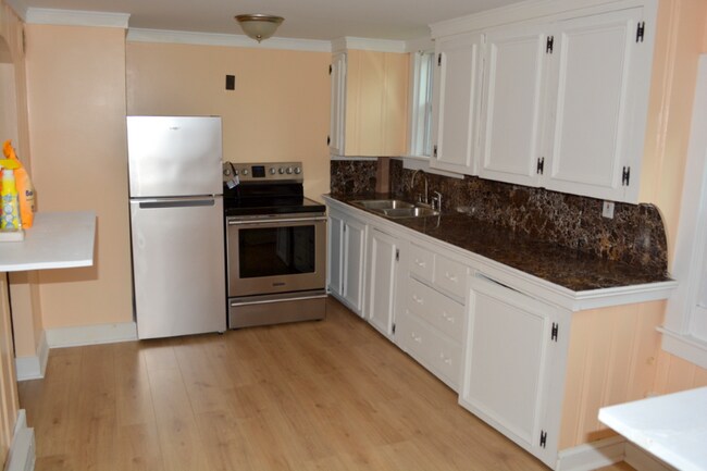 Photo - 1503 S County Trl