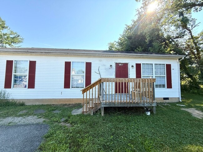 Roanoke St - Roanoke St Apartment Unit Roanoke - 710-A
