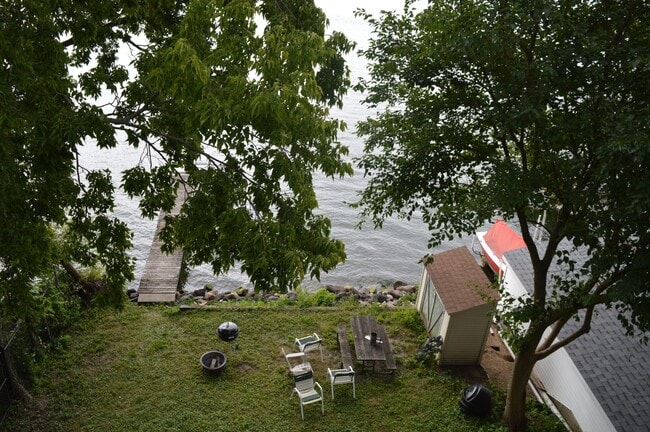 Photo - 811 Spaight St Unit 3