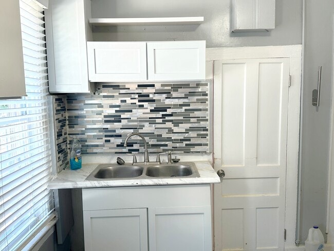 Photo - 114 17th St Unit #2