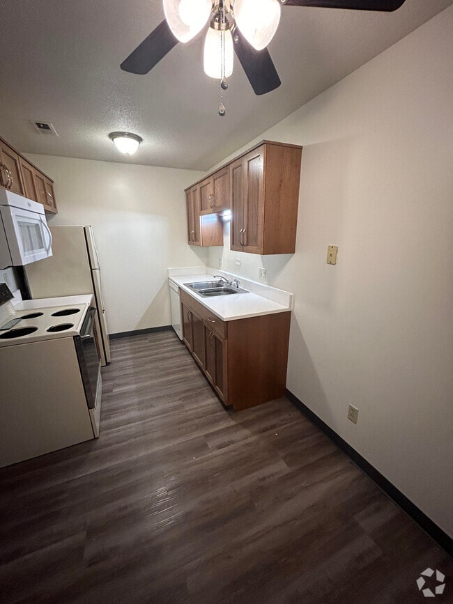 Building Photo - 1014 Hancock Dr Unit 30 Rental