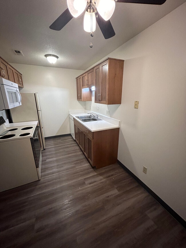 Photo - 1014 Hancock Dr Apartment Unit 30
