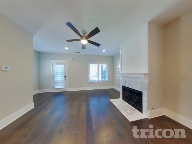 Photo - 1248 Hillwood Private Cove