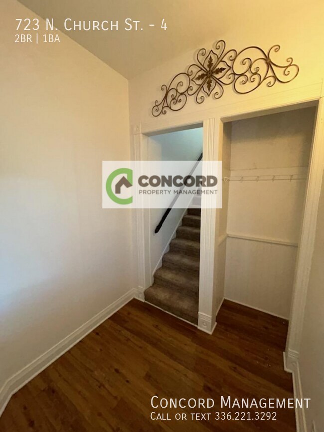 Photo - 723 N Church St Unidad 4
