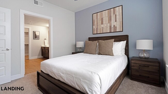 Photo - 17715 Overlook Loop Unidad 9203