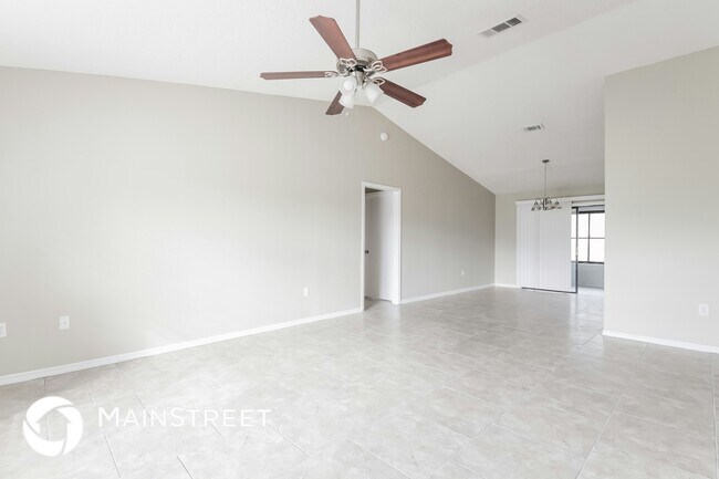 Photo - 604 Basingstoke Ct