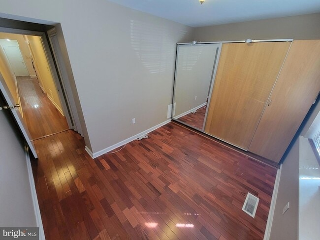 Photo - 1828-1800 Green St Unit 1R