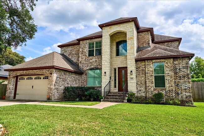 Photo - 4310 Fernwood Dr