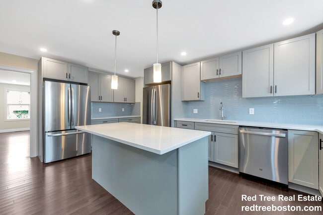 Photo - 73-75 Lexington St