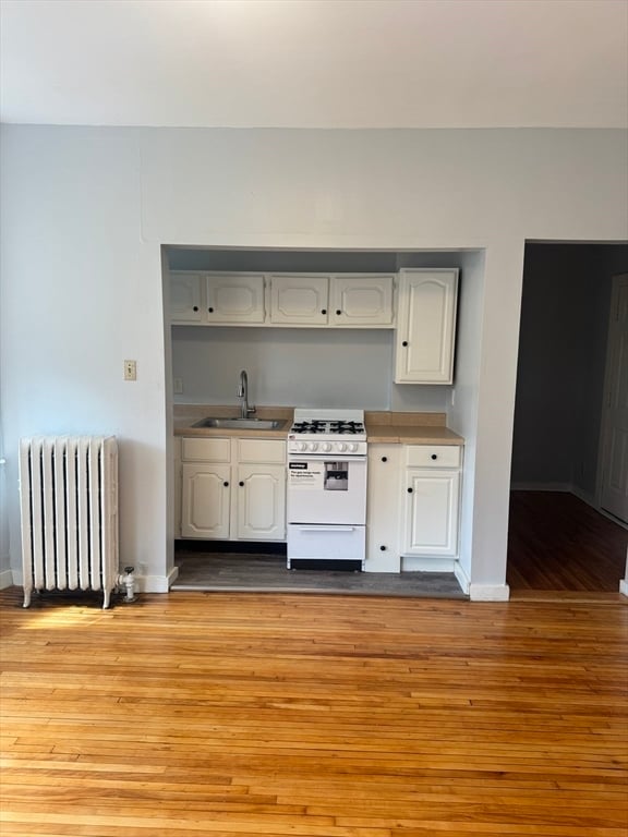 Building Photo - 160 Strathmore Rd Unit 11