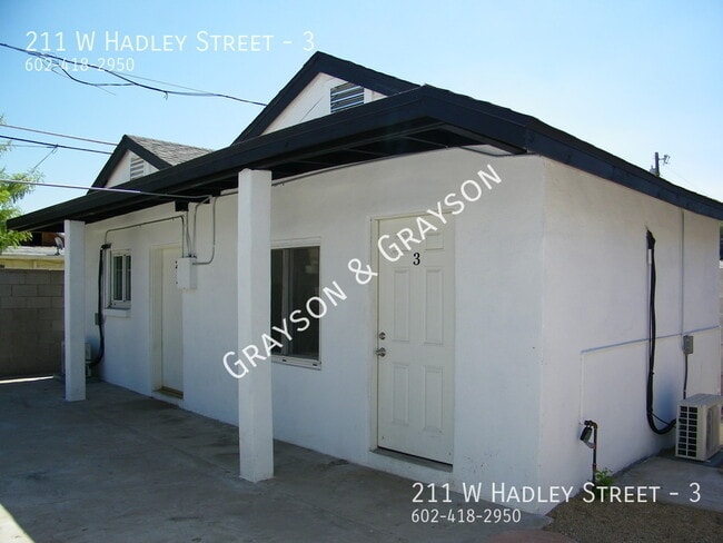 Photo - 211 W Hadley St Unidad 3