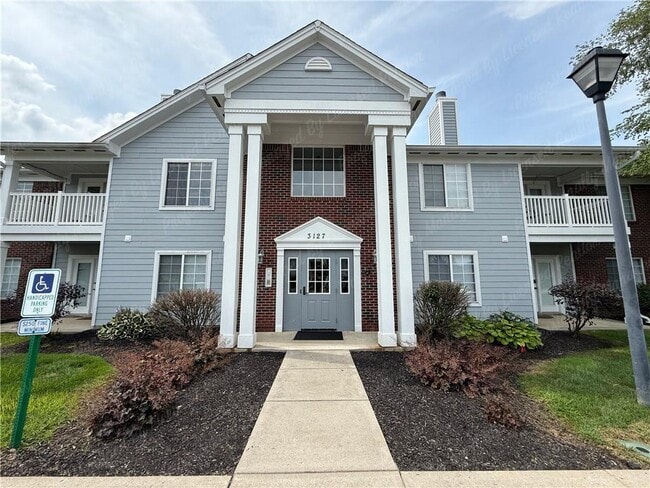 Building Photo - 3127 Alexander Pl Unit 205