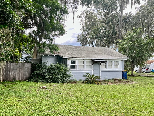 Building Photo - 12852 Florida Ave Rental