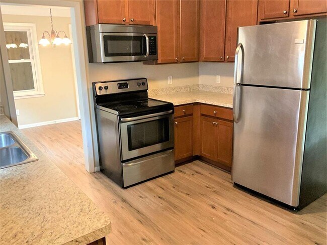 Photo - 5001 Jersey Ave N