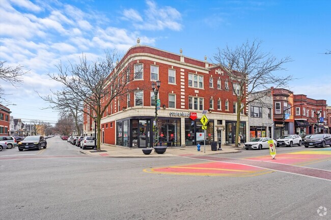 Building Photo - 7502 Madison St Unit 2P Rental