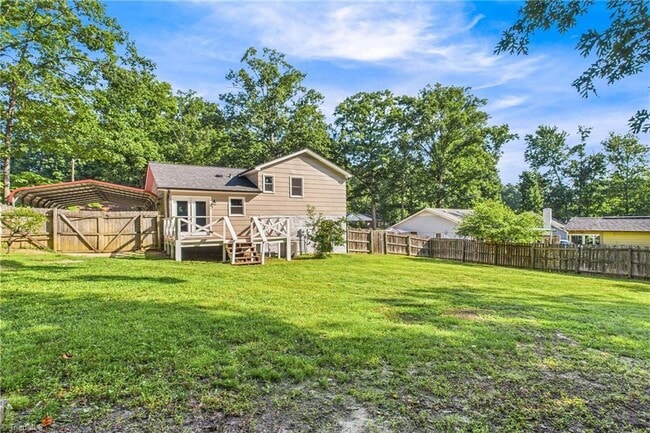 Photo - 4709 Chaucer Dr