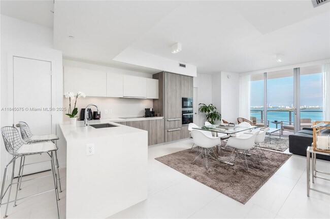 Photo - 2900 NE 7th Ave Unit 2003