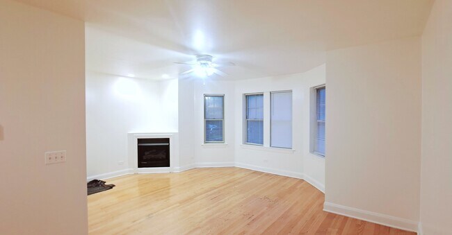 6452 N Bell Ave Unit 1