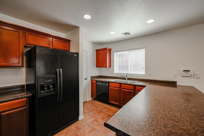 Photo - COMING SOON !!  4 BED 2.5 BATH, 2200+ SFT IN CAMELBACK RANCH, PHOENIX