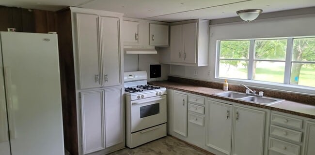 Photo - 4320 McLean Rd