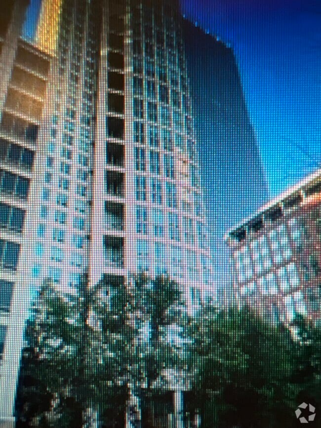 Building Photo - 345 N La Salle Dr Unit 1715 Rental