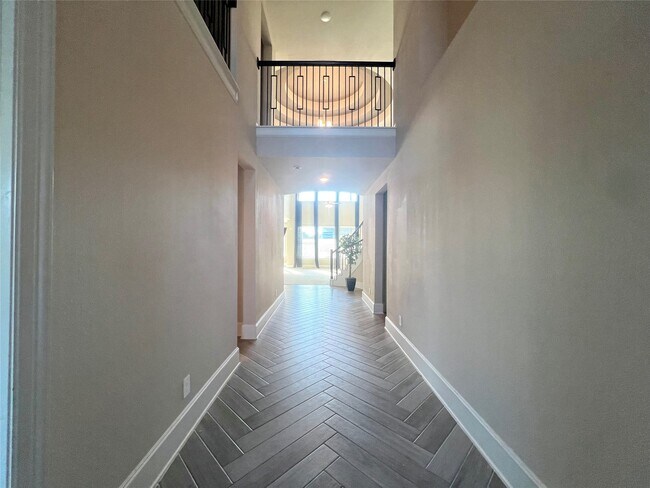 Photo - 15815 Sunlit Falls Dr