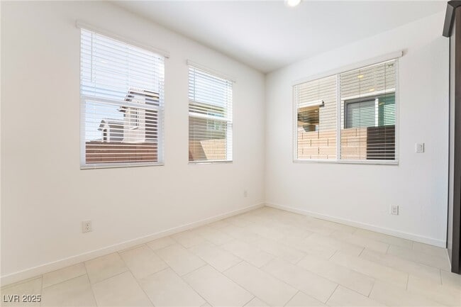 Photo - 1049 Strada Tortona