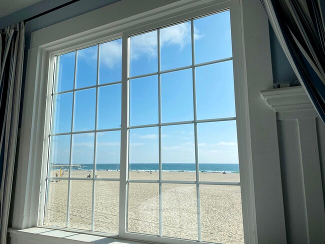 Photo - 114 The Strand Unit Suite 3