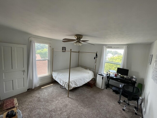 bedroom 1 - 2229 Union St