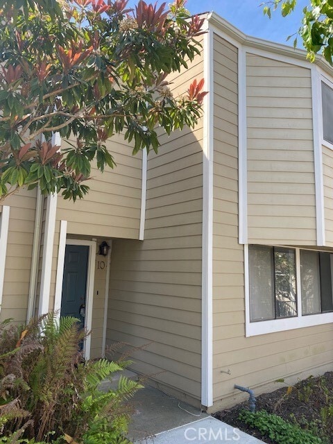 Photo - 10 Latitude Ct Townhome