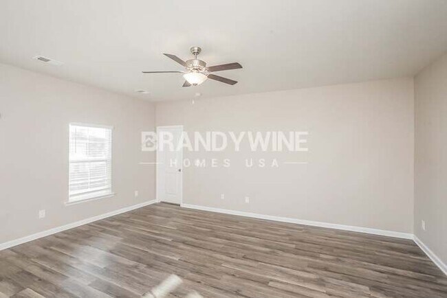 Photo - 538 Glenmanor Dr