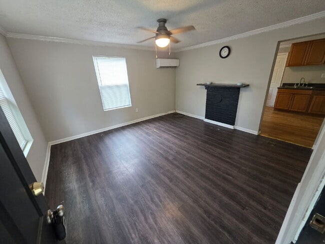 Photo - 517 Thomas St