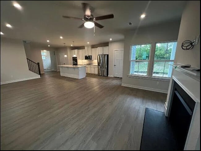 Photo - 8053 Warbler Way