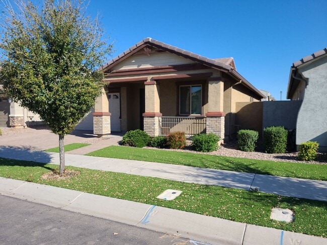 Building Photo - Exceptional Cooley Station Rental: 3-Bed, 2-Bath Home with Office/Den, Gourmet Kitchen, and Commu...