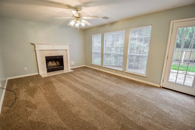 Building Photo - 606 Jeremy Ct