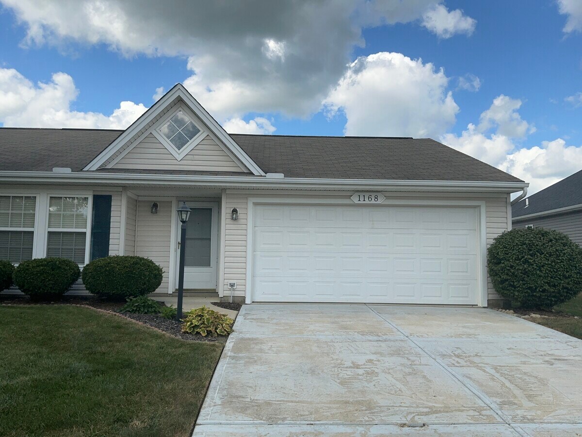 Photo - 1168 Parklawn Ct House