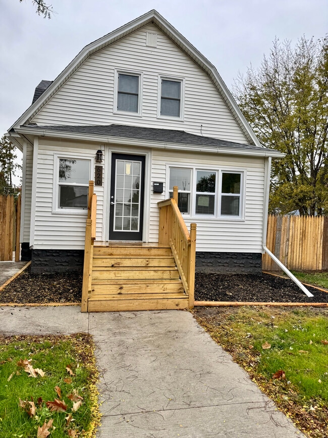 Building Photo - 620 Kirkwood Ave