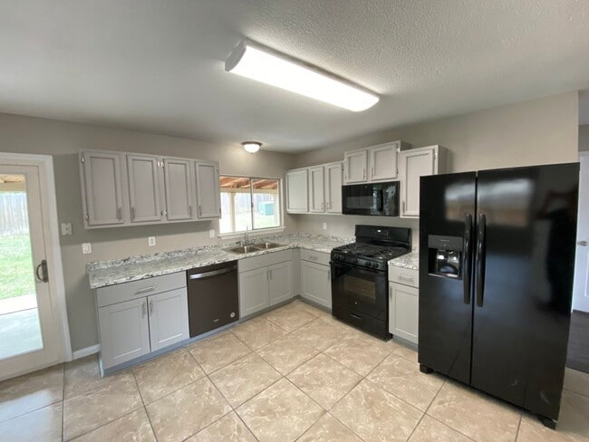 Photo - 6311 Marrogot Run