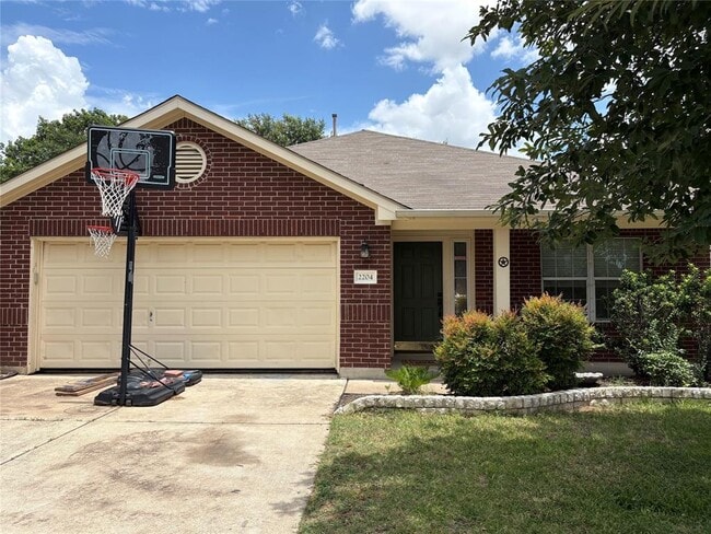 Photo - 2204 Bakers Way