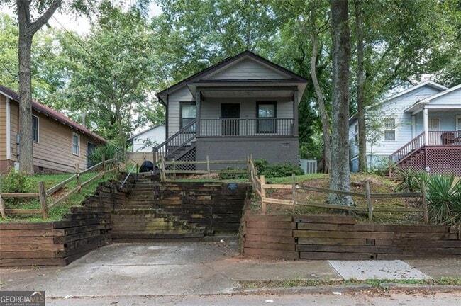 Photo - 950 Smith St SW Casa