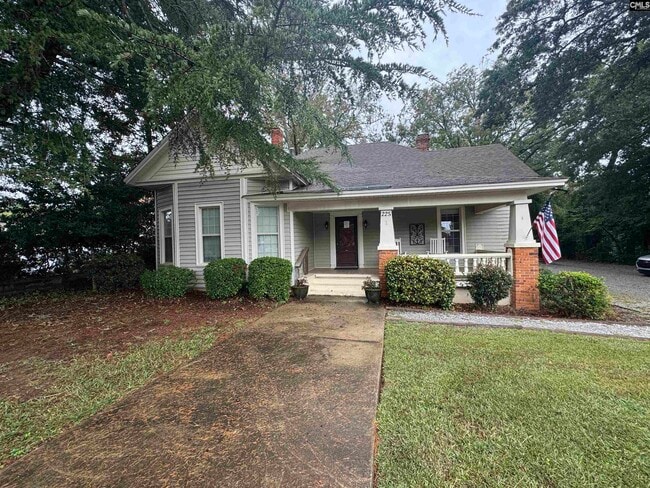 Building Photo - 225 Columbia Ave