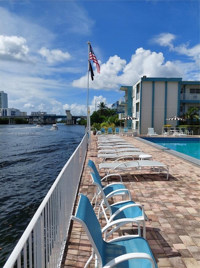 Photo - 3922 NE 166th St Unit 205s