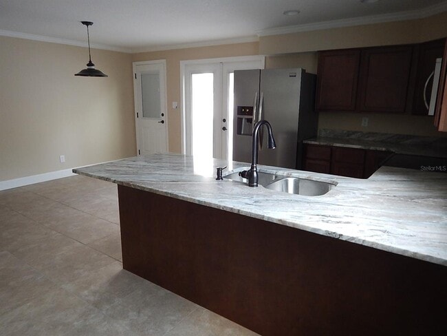 Photo - 17345 Porter Ave