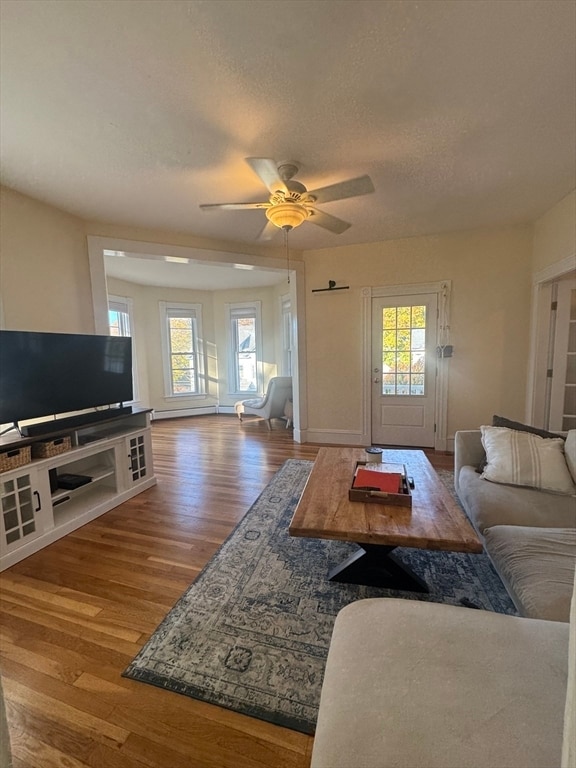 Building Photo - 107 Chestnut St Unit 2R