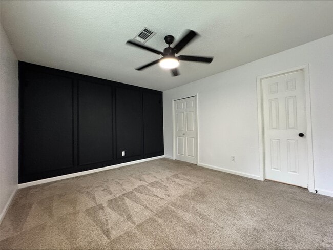 Photo - 1004 E Red Cedar Cir