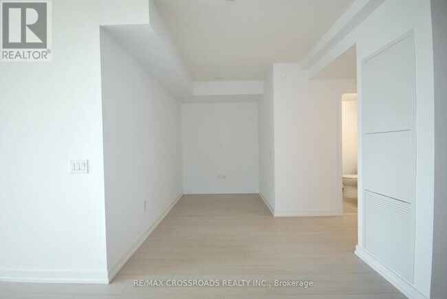 Photo - 4010 Eglinton Ave W Unit 323