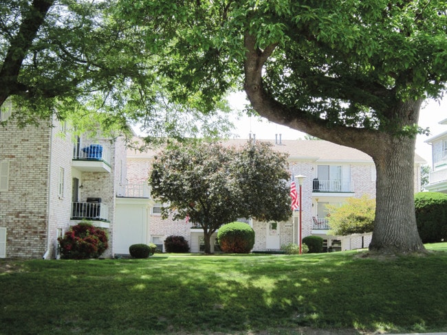 Photo - Sunset Apartments