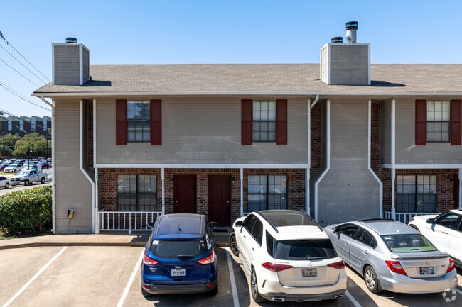 Photo - Hickory Village