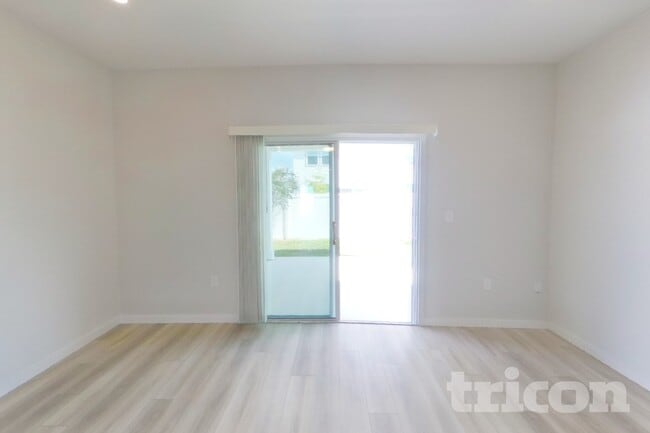 64 Brazil Nut Cir