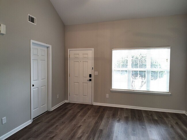 Photo - Two story, 3 Bedroom, 2.5 Bath End Unit Townhome located in the Hanover Community in SC!